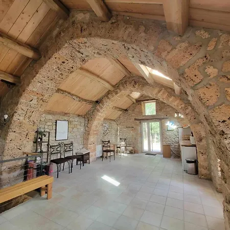 Дом отдыха Maison Des Biches Saint-Jean-et-Saint-Paul