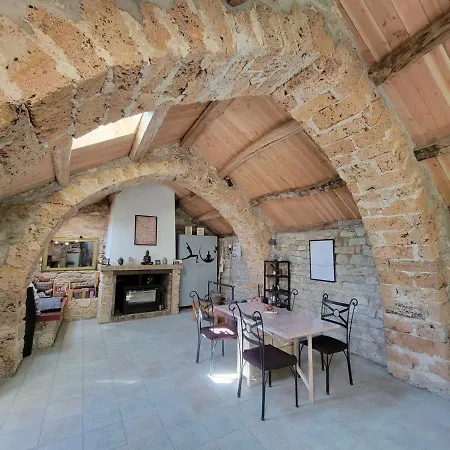 Maison Des Biches