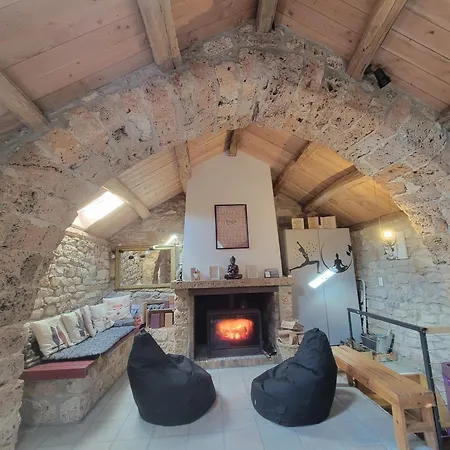 Holiday home Maison Des Biches Saint-Jean-et-Saint-Paul